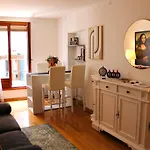 Charming Canal View San Marco Apartment